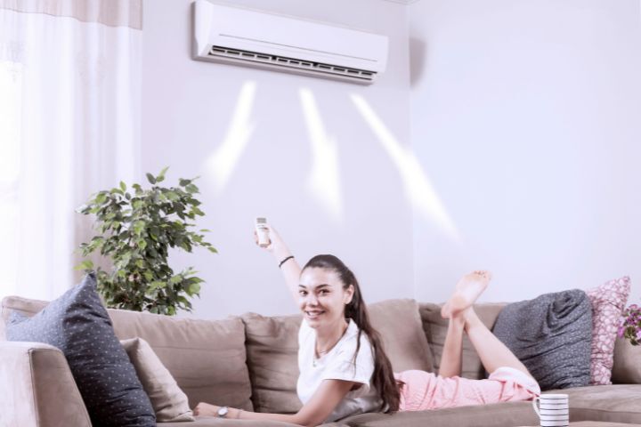reverse cycle air conditioning for thermal efficiency