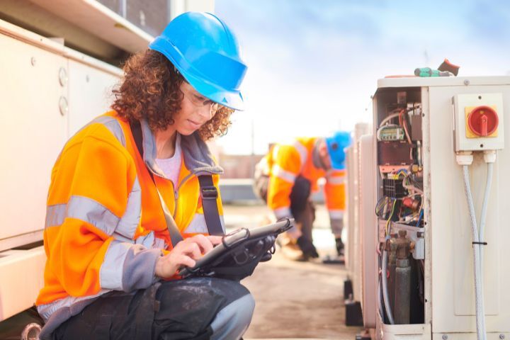 Electricians With Aircon Unit